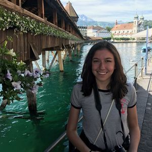 Meet your Posher, Ashley